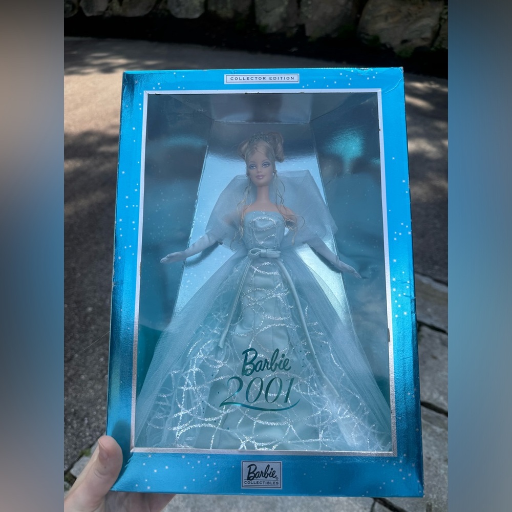 Celebration Barbie Special 2001 Edition in box